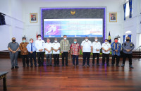 Gubernur Luncurkan Program Website Peningkatan Ekonomi Daerah